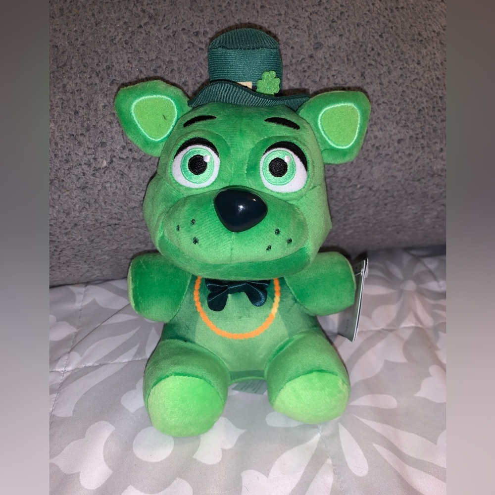 Funko 2022 Fnaf Walmart Exclusive Shamrock Freddy Plushie New with all tags